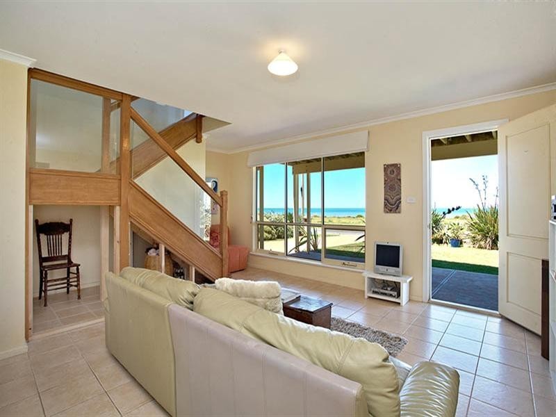 72 Esplanade, Middleton SA 5213