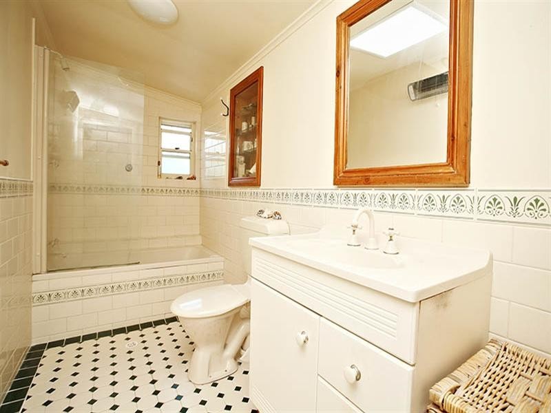 11 Blackfriars Road, Port Elliot SA 5212