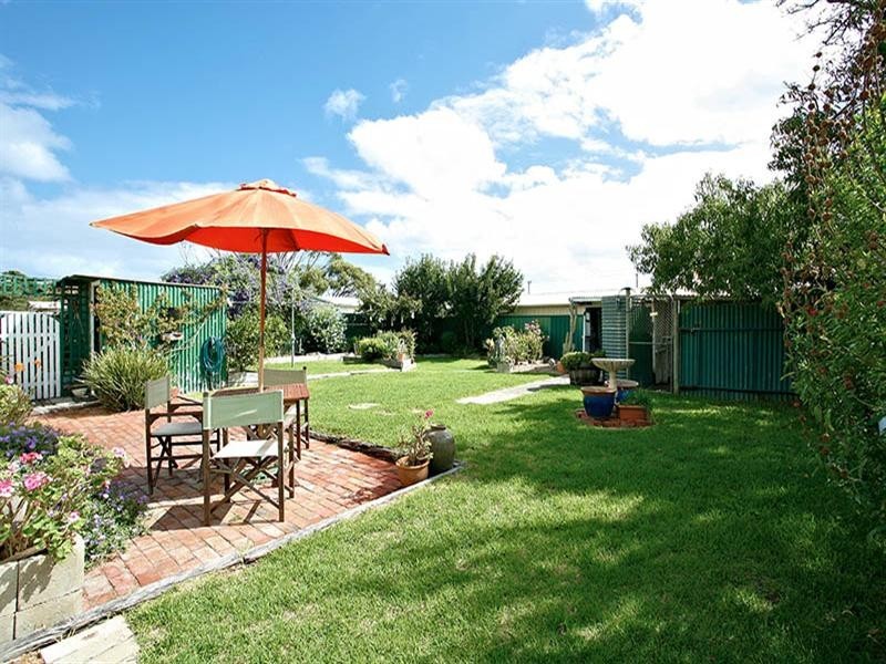 11 Blackfriars Road, Port Elliot SA 5212