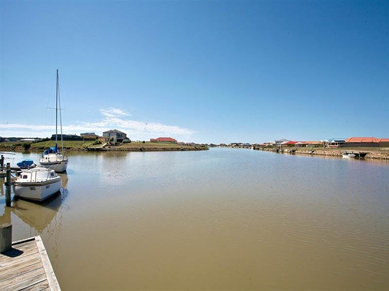 64 Providence Place, Hindmarsh Island SA 5214