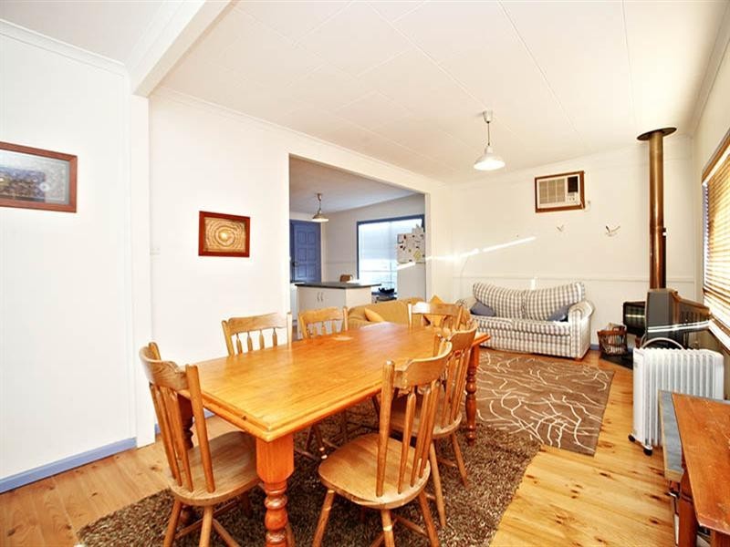 8 Dent Street, Goolwa Beach SA 5214