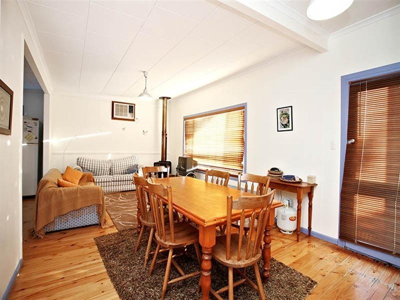 8 Dent Street, Goolwa Beach SA 5214