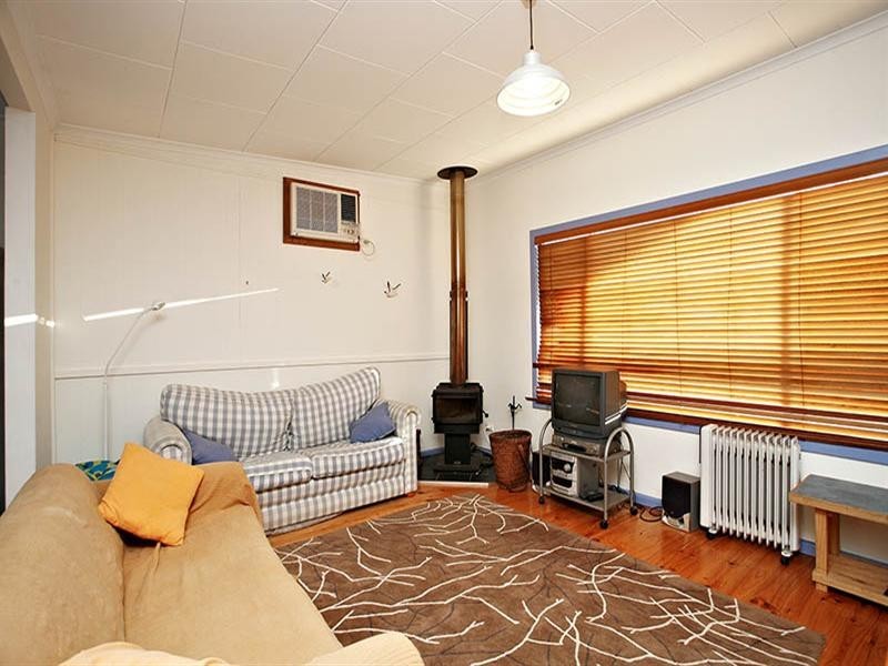 8 Dent Street, Goolwa Beach SA 5214