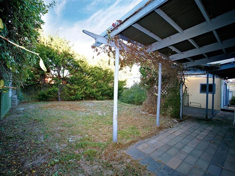 8 Dent Street, Goolwa Beach SA 5214