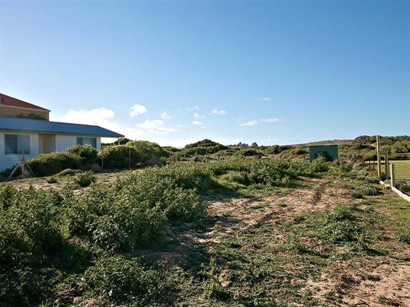 8 Newell Avenue, Middleton SA 5213