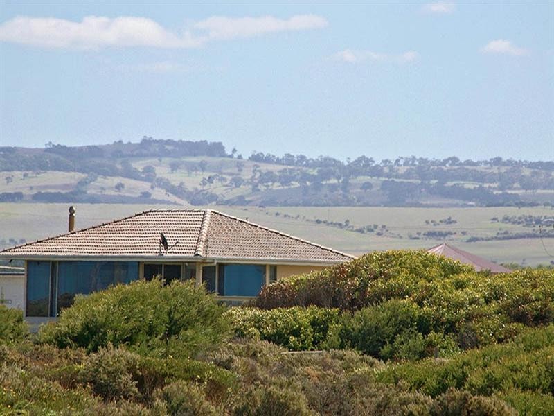 8 Newell Avenue, Middleton SA 5213