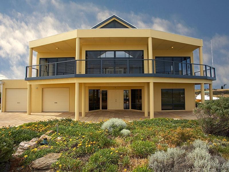 84 Surfers Parade, Middleton SA 5213