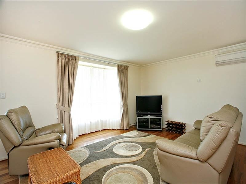 24 Cave Street, Goolwa Beach SA 5214