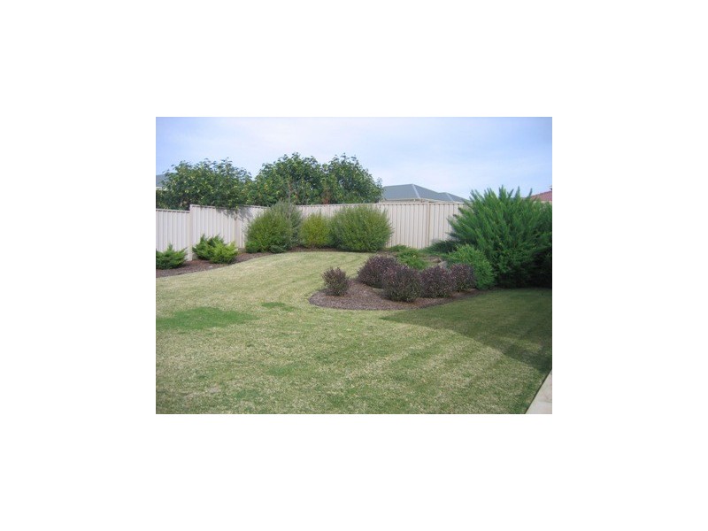 34 Agnes Gillespie Drive, Hayborough SA 5211