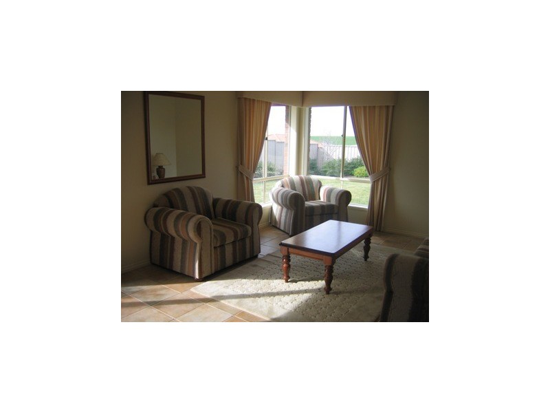 34 Agnes Gillespie Drive, Hayborough SA 5211