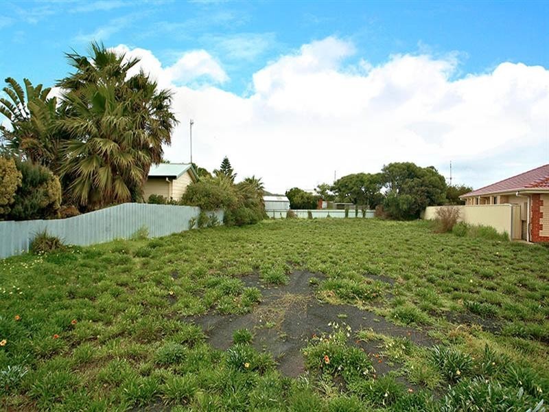 5 Hazel Street, Goolwa Beach SA 5214