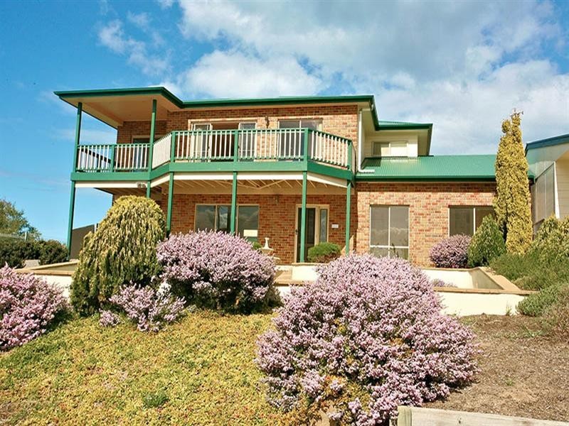 23 Castle Avenue, Goolwa Beach SA 5214