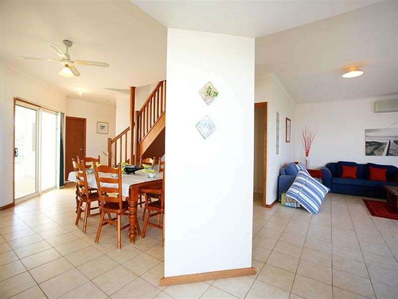 216 Surfers Parade, Middleton SA 5213