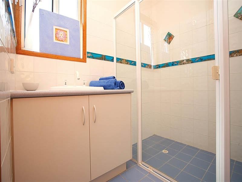 216 Surfers Parade, Middleton SA 5213