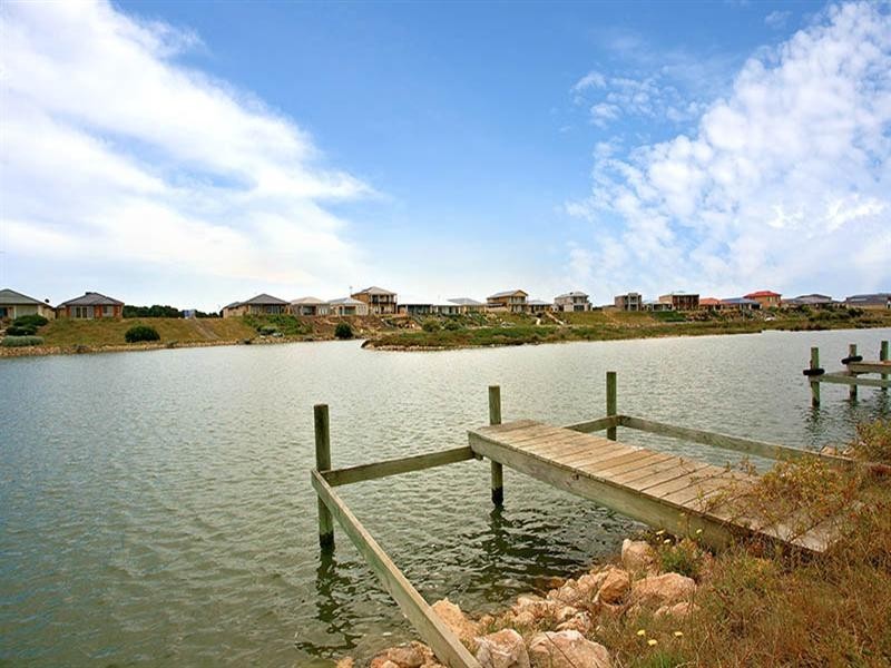 74 Brittania Parade, Hindmarsh Island SA 5214