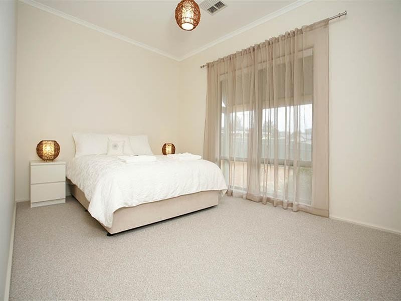 16 Golding Street, Goolwa Beach SA 5214