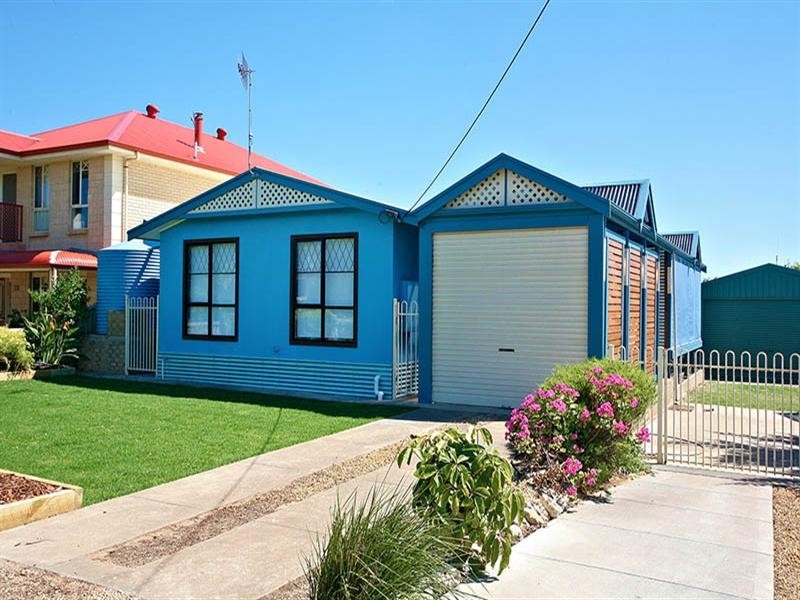 12 Castle Avenue, Goolwa Beach SA 5214