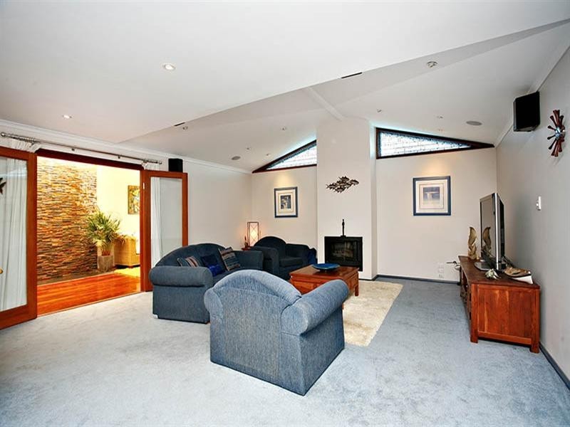 12 Castle Avenue, Goolwa Beach SA 5214
