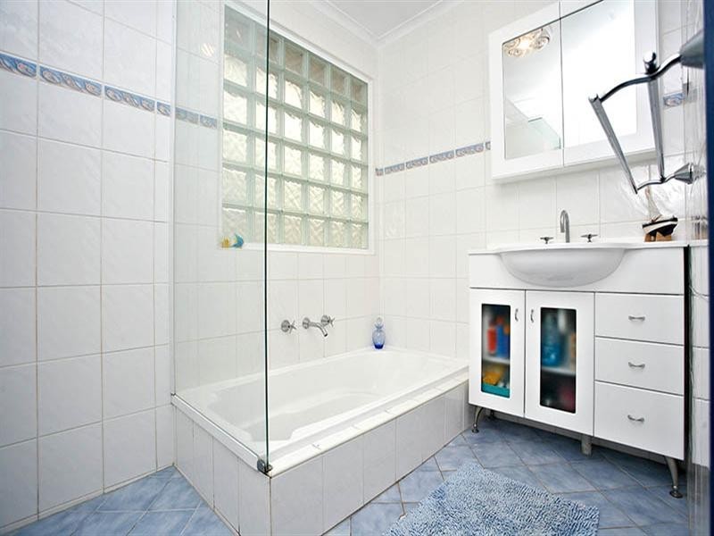 12 Castle Avenue, Goolwa Beach SA 5214