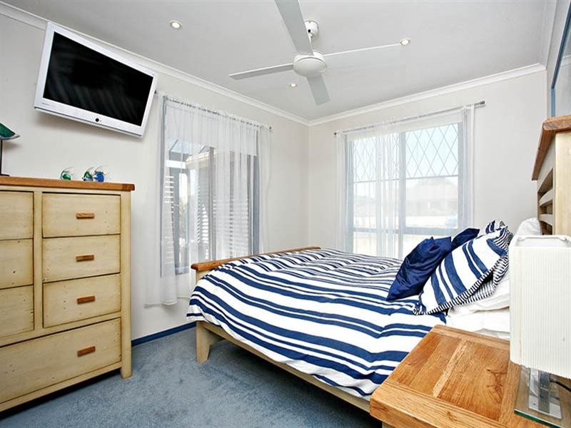 12 Castle Avenue, Goolwa Beach SA 5214