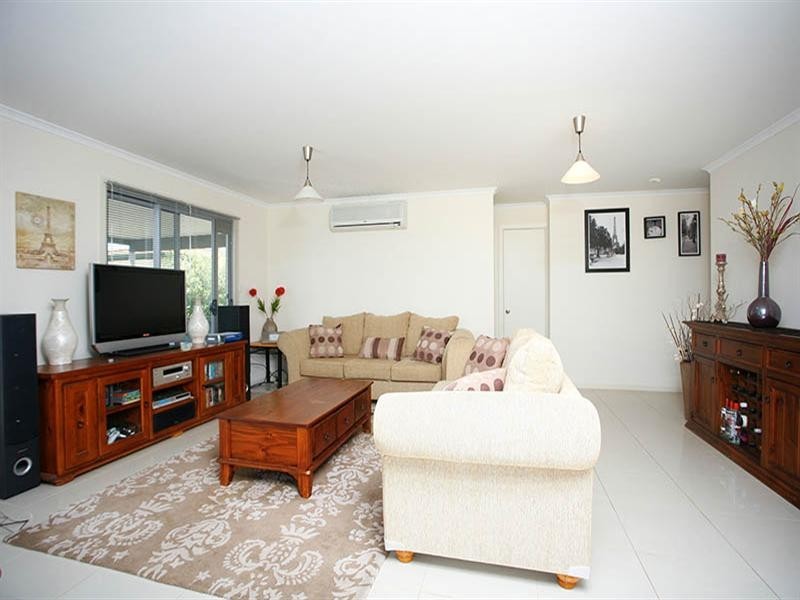 11 Counter Road, Goolwa Beach SA 5214