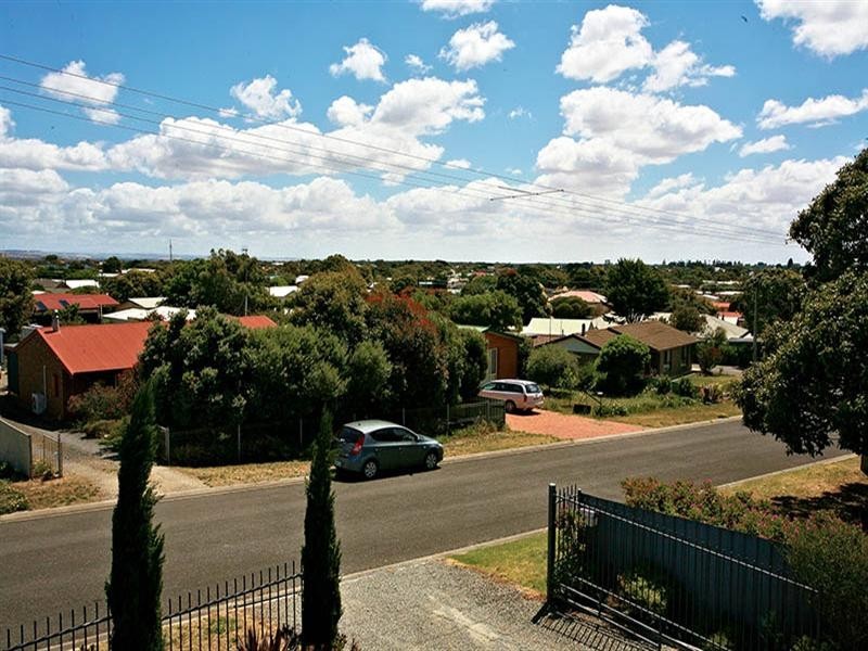 11 Counter Road, Goolwa Beach SA 5214