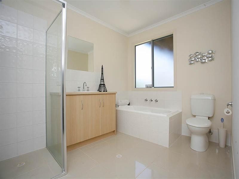 11 Counter Road, Goolwa Beach SA 5214