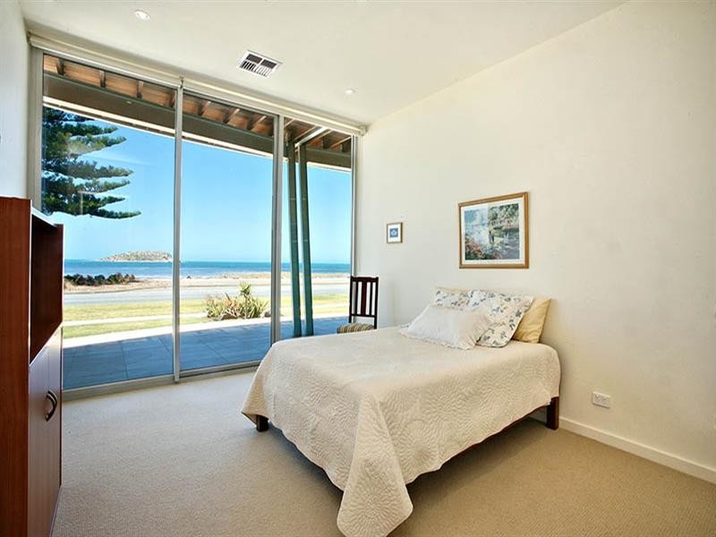 90 Franklin Parade, Encounter Bay SA 5211