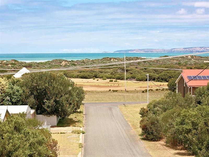 22 Hazel Street, Goolwa Beach SA 5214