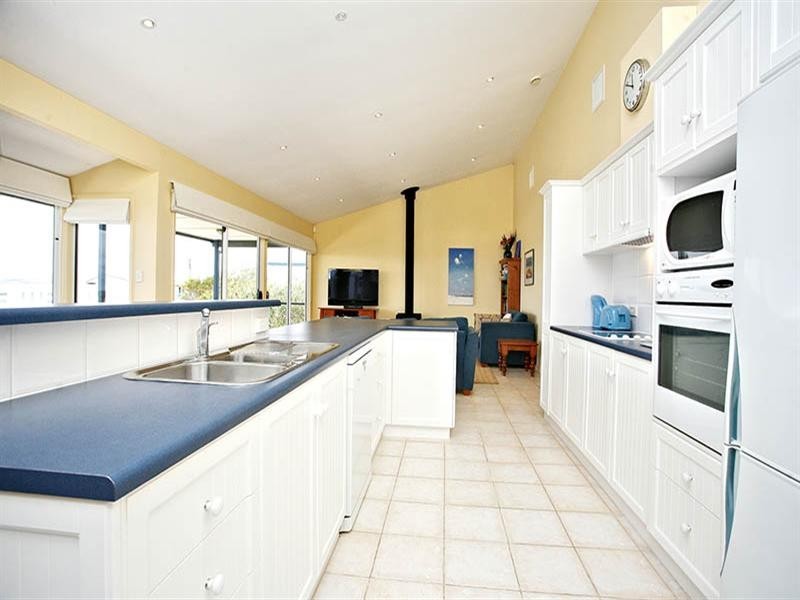 22 Hazel Street, Goolwa Beach SA 5214