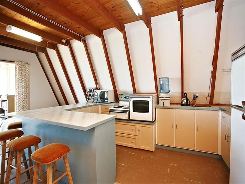 57 Goolwa Channel Drive, Hindmarsh Island SA 5214