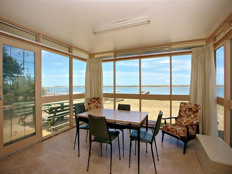 57 Goolwa Channel Drive, Hindmarsh Island SA 5214