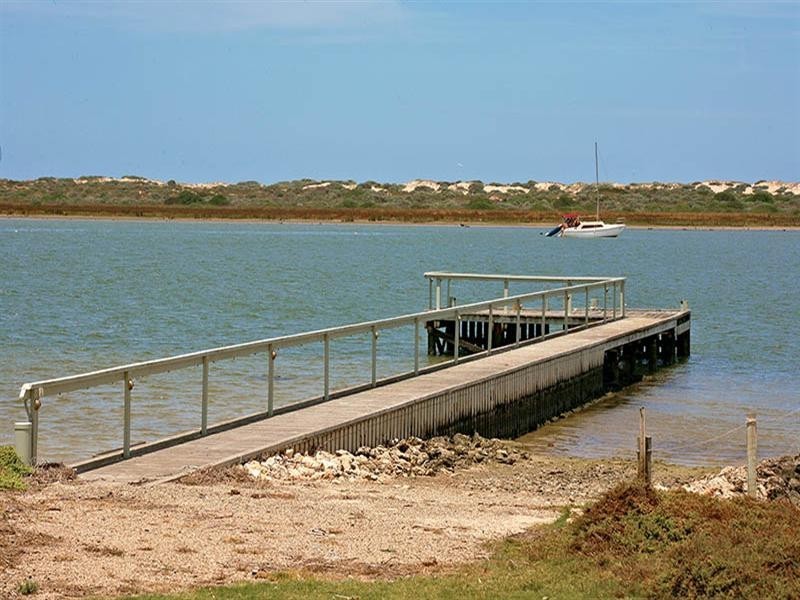 57 Goolwa Channel Drive, Hindmarsh Island SA 5214