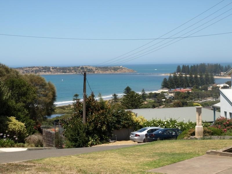 17a Honeyman Grove, Mccracken SA 5211