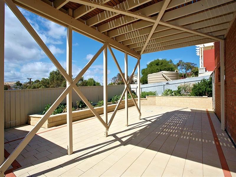 16 Trigg Street, Port Elliot SA 5212