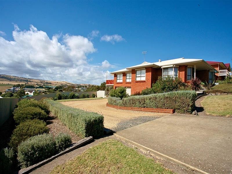 16 Trigg Street, Port Elliot SA 5212