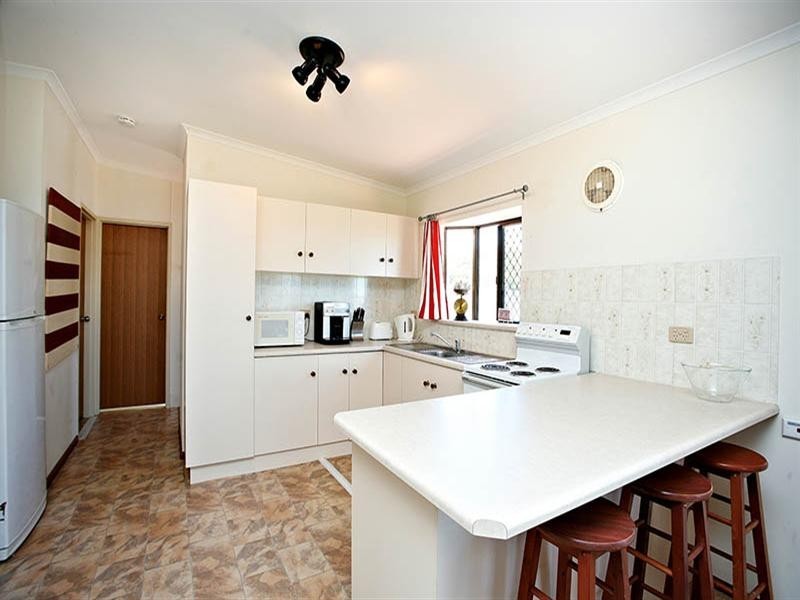 76 Padman Crescent, Middleton SA 5213