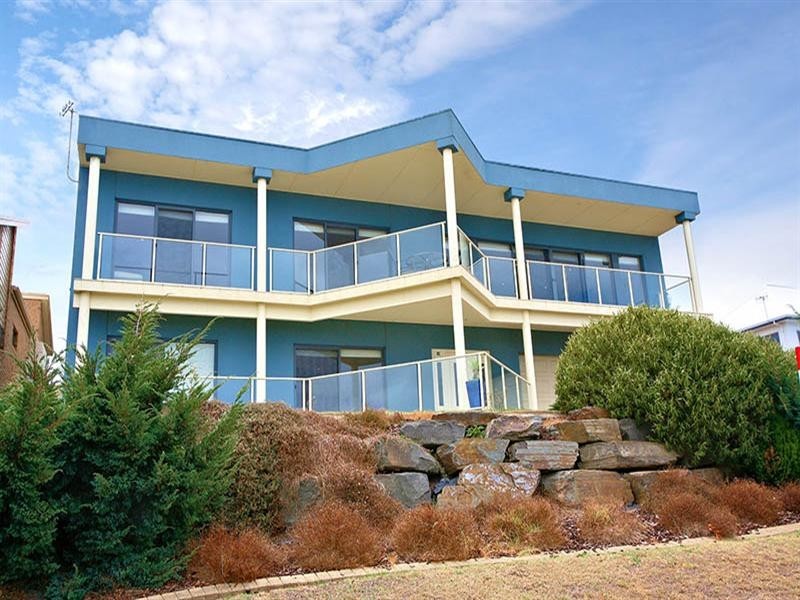 13 The Crescent, Mccracken SA 5211