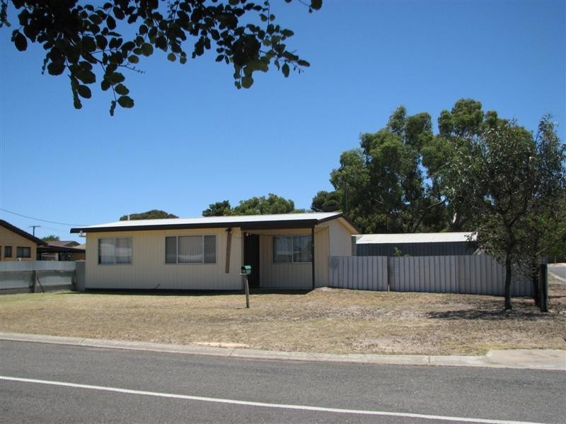 2 Davies Street, Goolwa SA 5214
