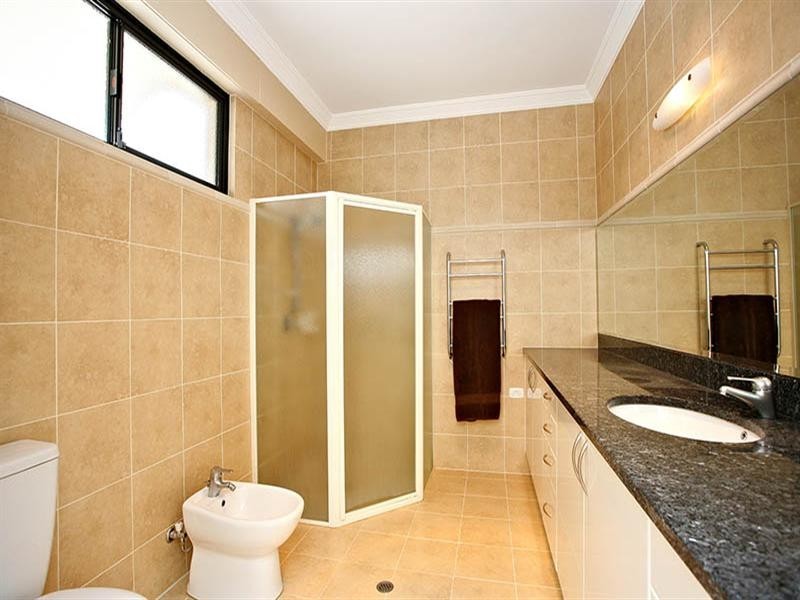 34 Prince Alfred Parade, Hindmarsh Island SA 5214