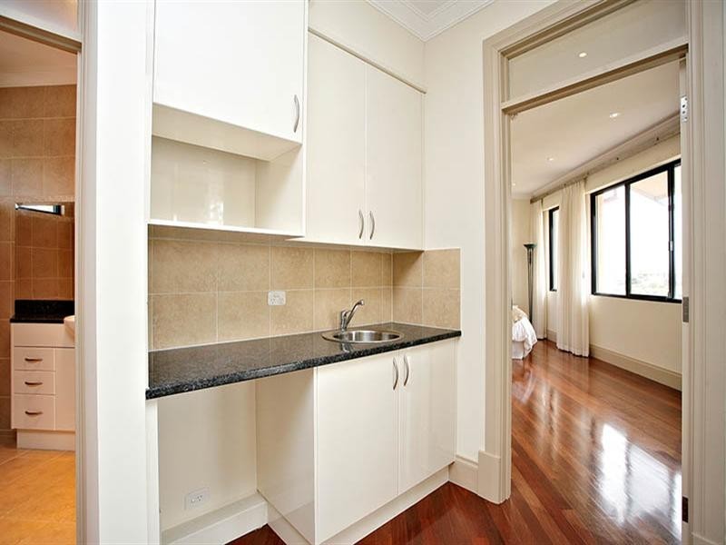 34 Prince Alfred Parade, Hindmarsh Island SA 5214