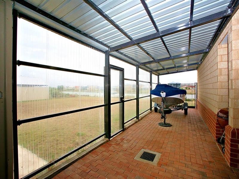 34 Prince Alfred Parade, Hindmarsh Island SA 5214