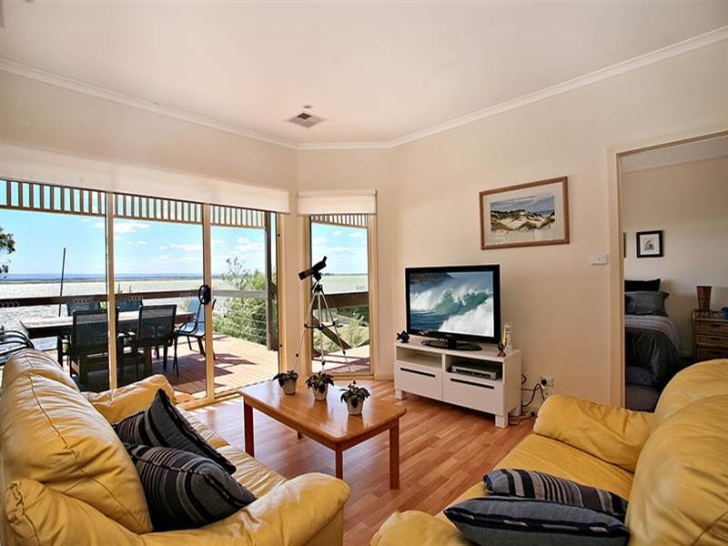 58 Narnu Bay Drive, Hindmarsh Island SA 5214