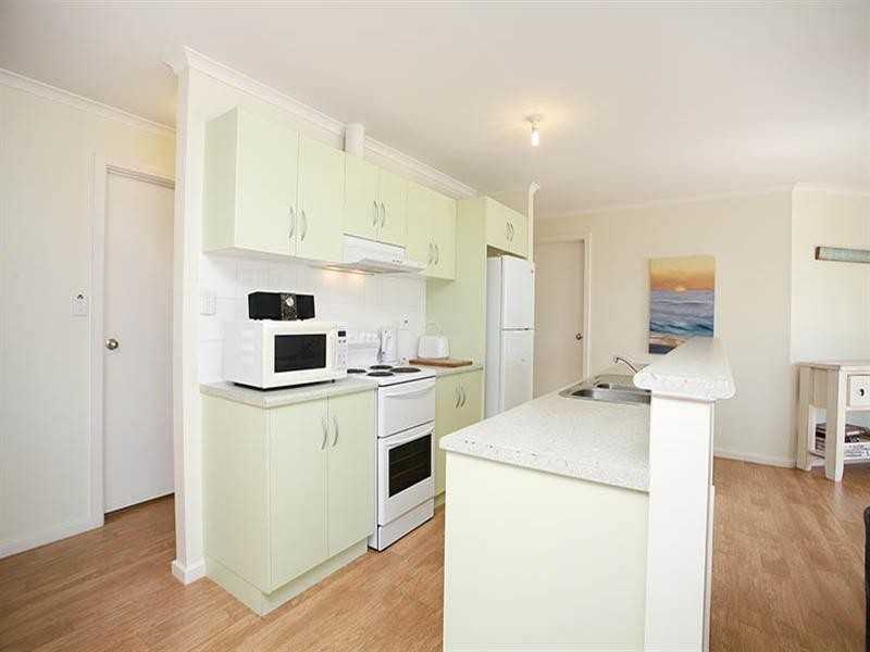 1 Hanby Crescent, Goolwa Beach SA 5214