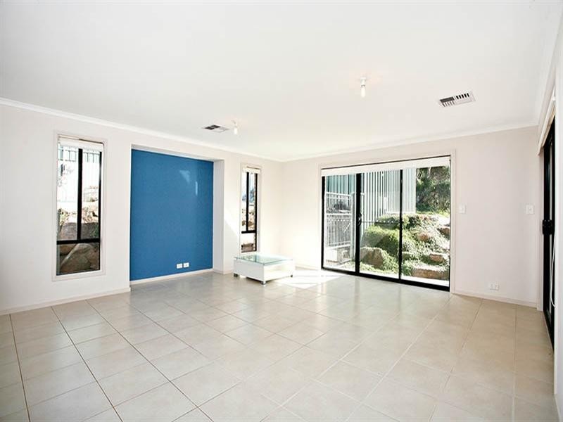 9 Richardson Road, Victor Harbor SA 5211