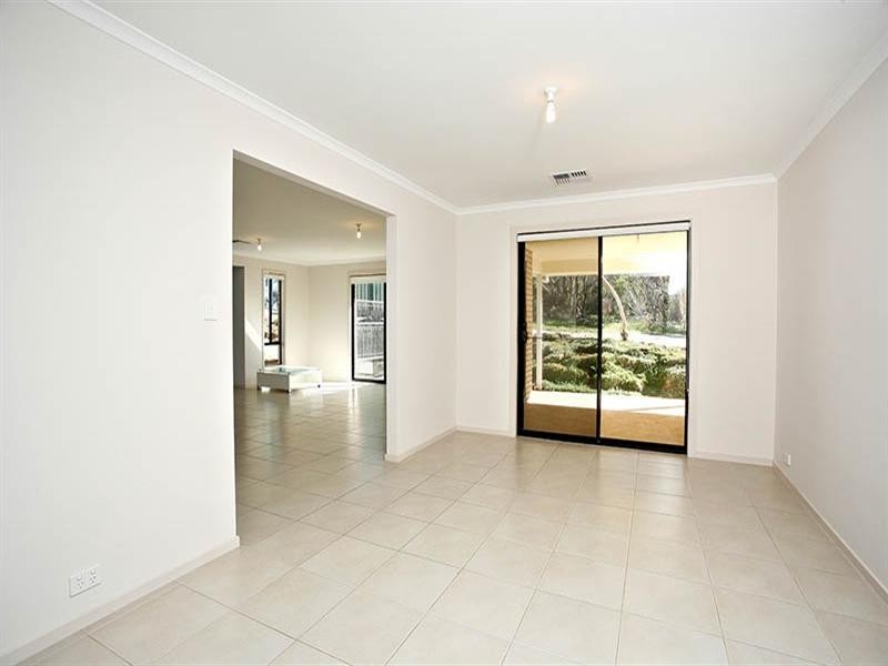 9 Richardson Road, Victor Harbor SA 5211