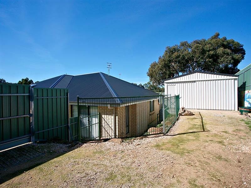 9 Richardson Road, Victor Harbor SA 5211