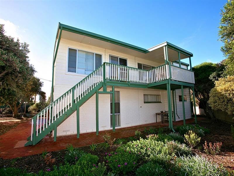 4 Coote Street, Middleton SA 5213