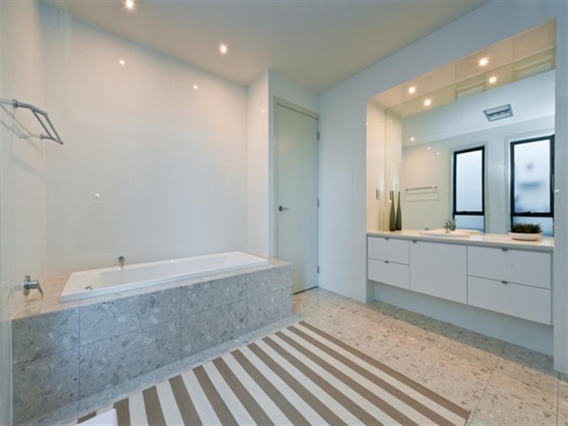 5 Manna Gum Avenue, Hayborough SA 5211