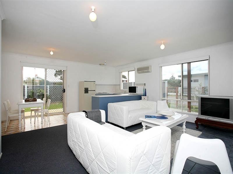 22 George Street, Encounter Bay SA 5211